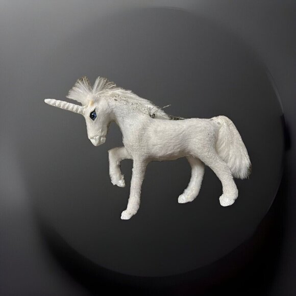 FROSTED KINGDOM MYSTICAL PLUSH WHITE GLITTER UNICORN HORSE FURRY SOFT TAIL MANE - Picture 2 of 4